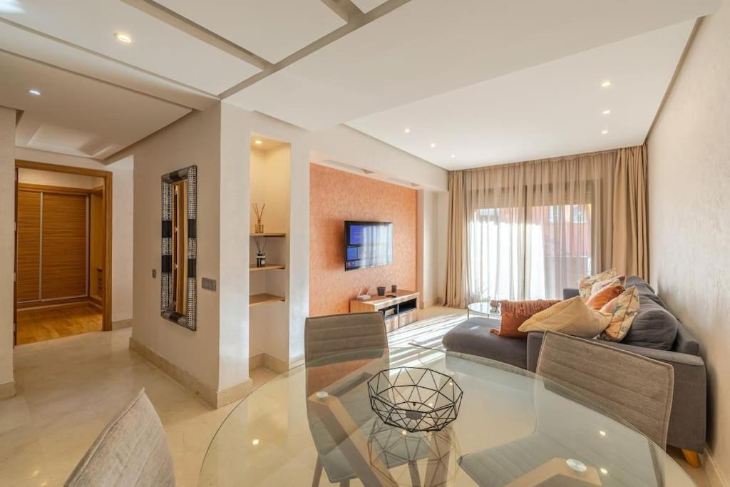 Location New Cafe De La Poste Plaza Appartement *